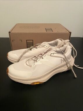 Hoka Transport Women’s 9.5 JB